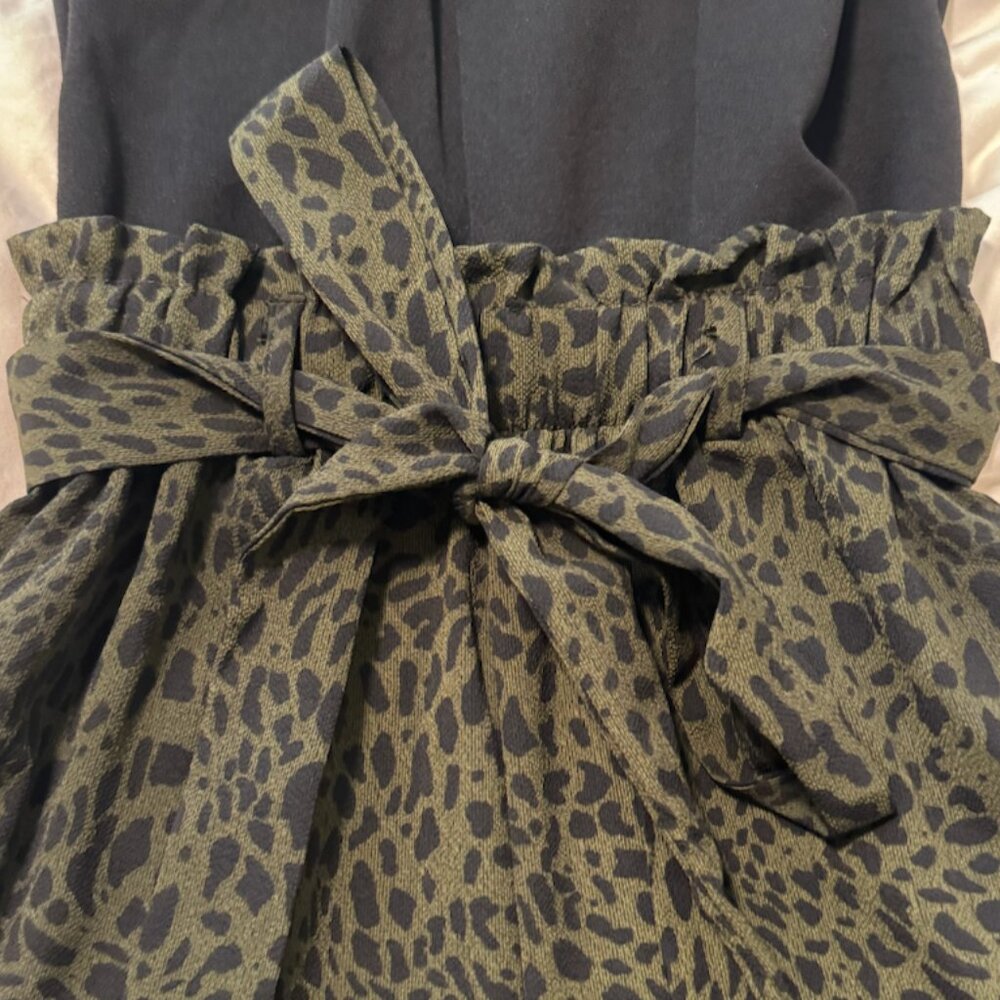 Francesca’s Jumpsuit Black and Olive Leopard Medium - Picture 3 of 6